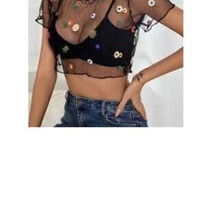 VINTAGE 90's Embroidered Mesh Sheer Crop Top Lettuce Edge Size Medium M Juniors